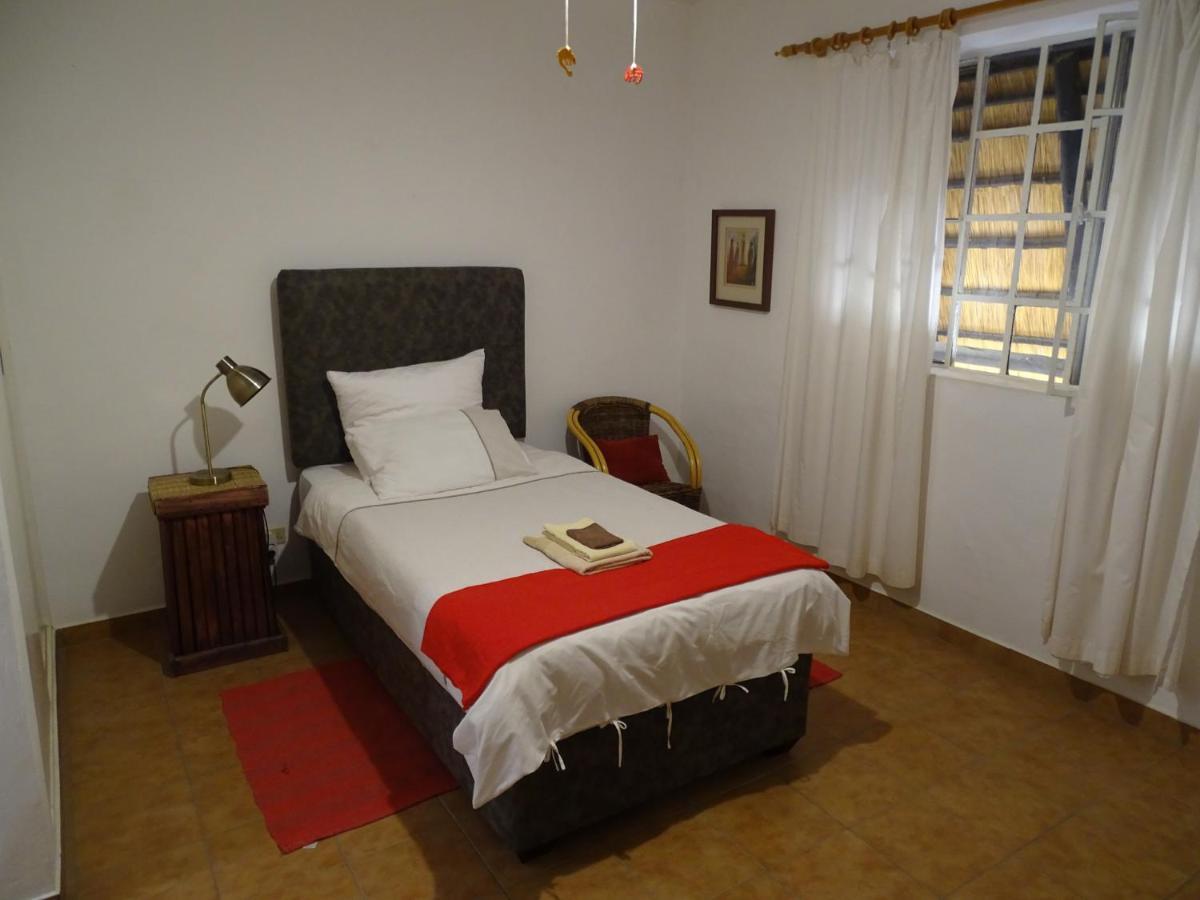 Hotel Otjohotozu Guestfarm Omaruru Esterno foto